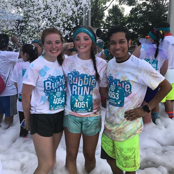 Meet your Posher, Alicia - Picture 3 of 8